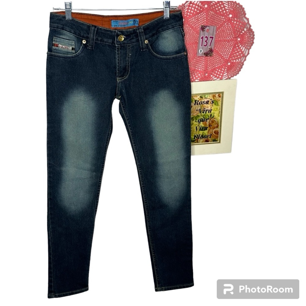 The Saint Jeans & Co. Kids Size XL